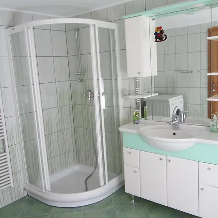 Hétvégi ház House Dolenja Trebuša