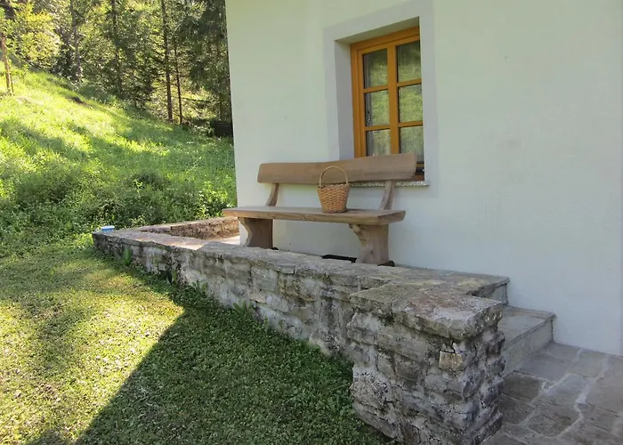 בית כפרי House